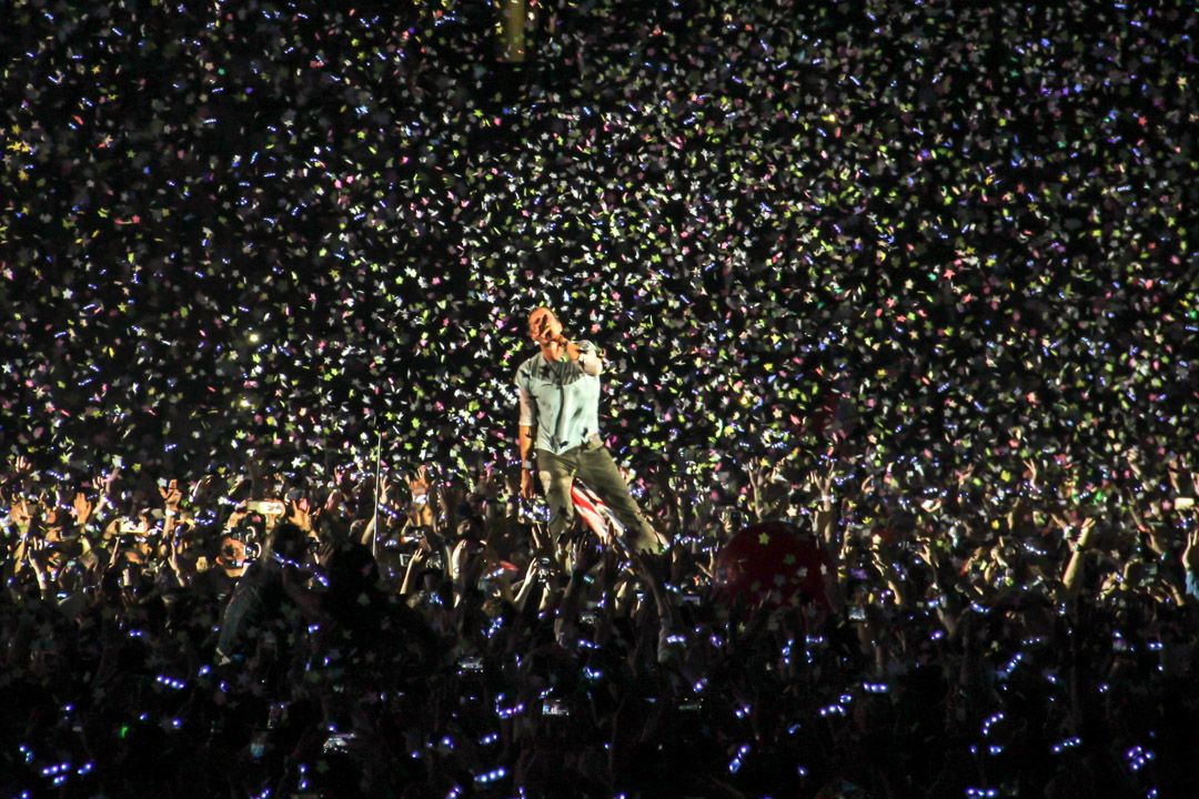 Confetti, confetti everywhere. - Coldplay Timeline